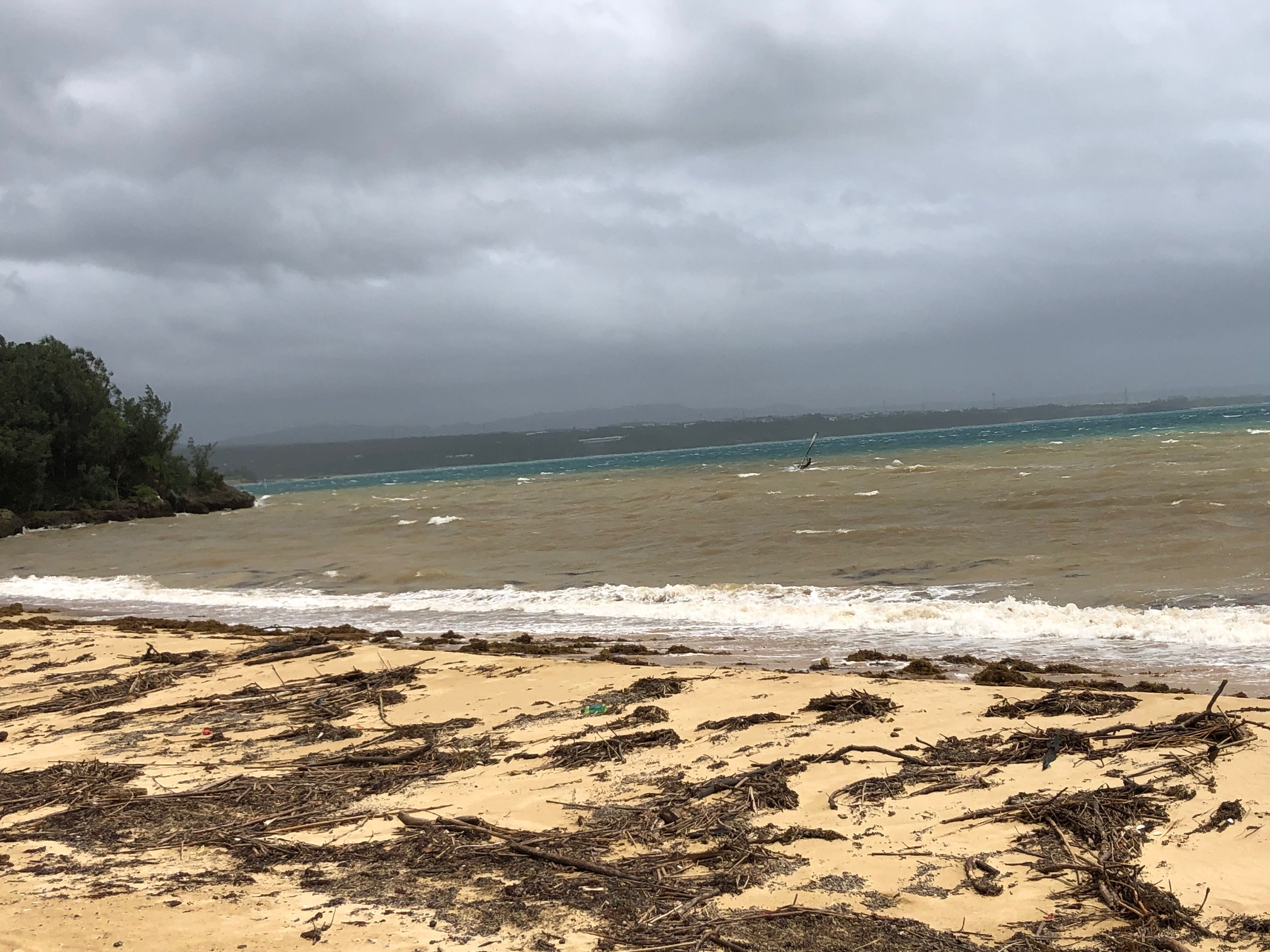 台風9号強風域！